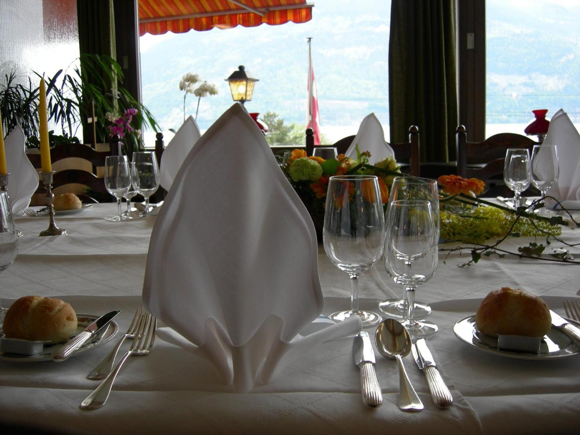 Hotel Kreuz Leissigen Ngoại thất bức ảnh