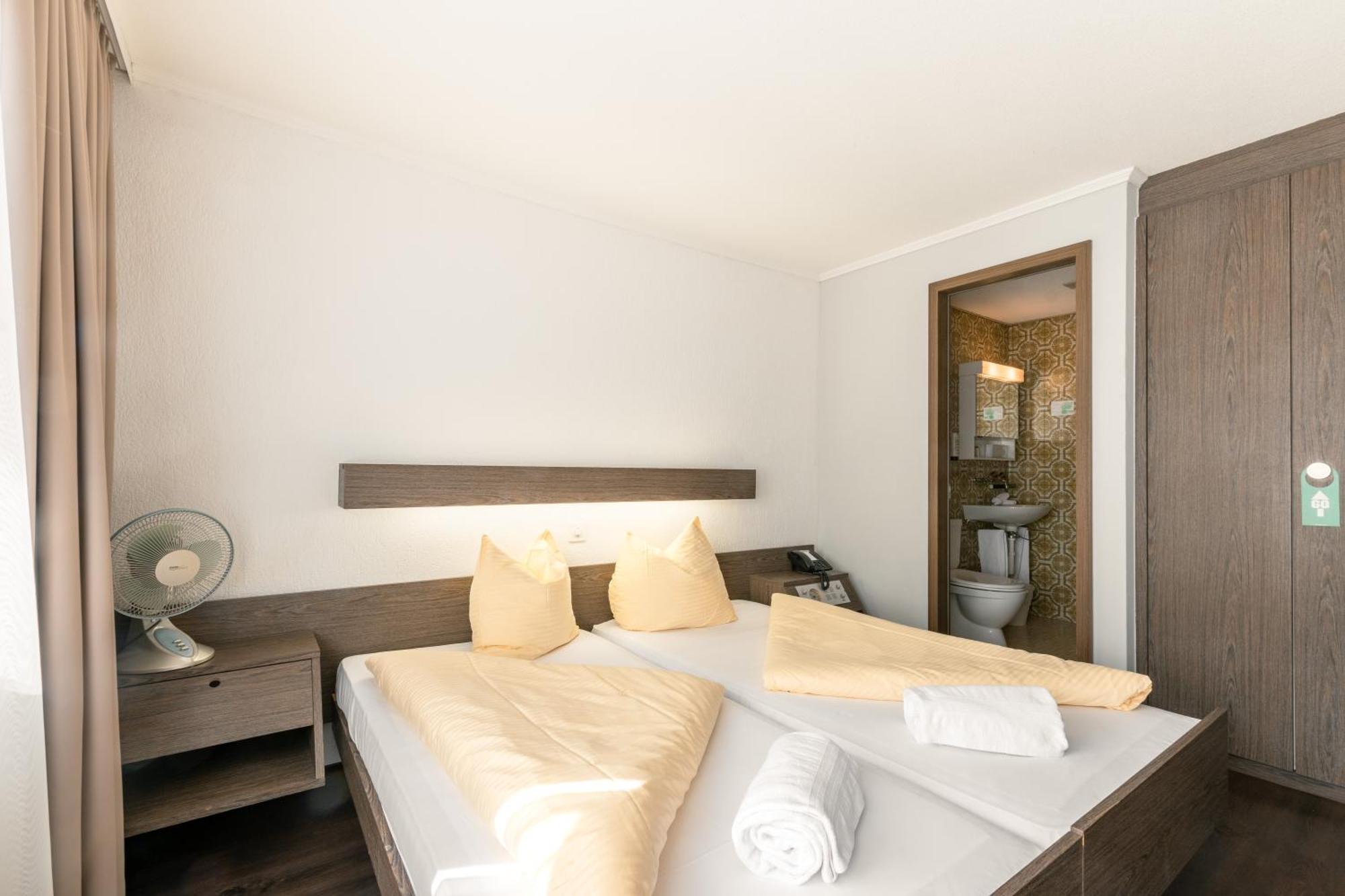 Hotel Kreuz Leissigen Ngoại thất bức ảnh