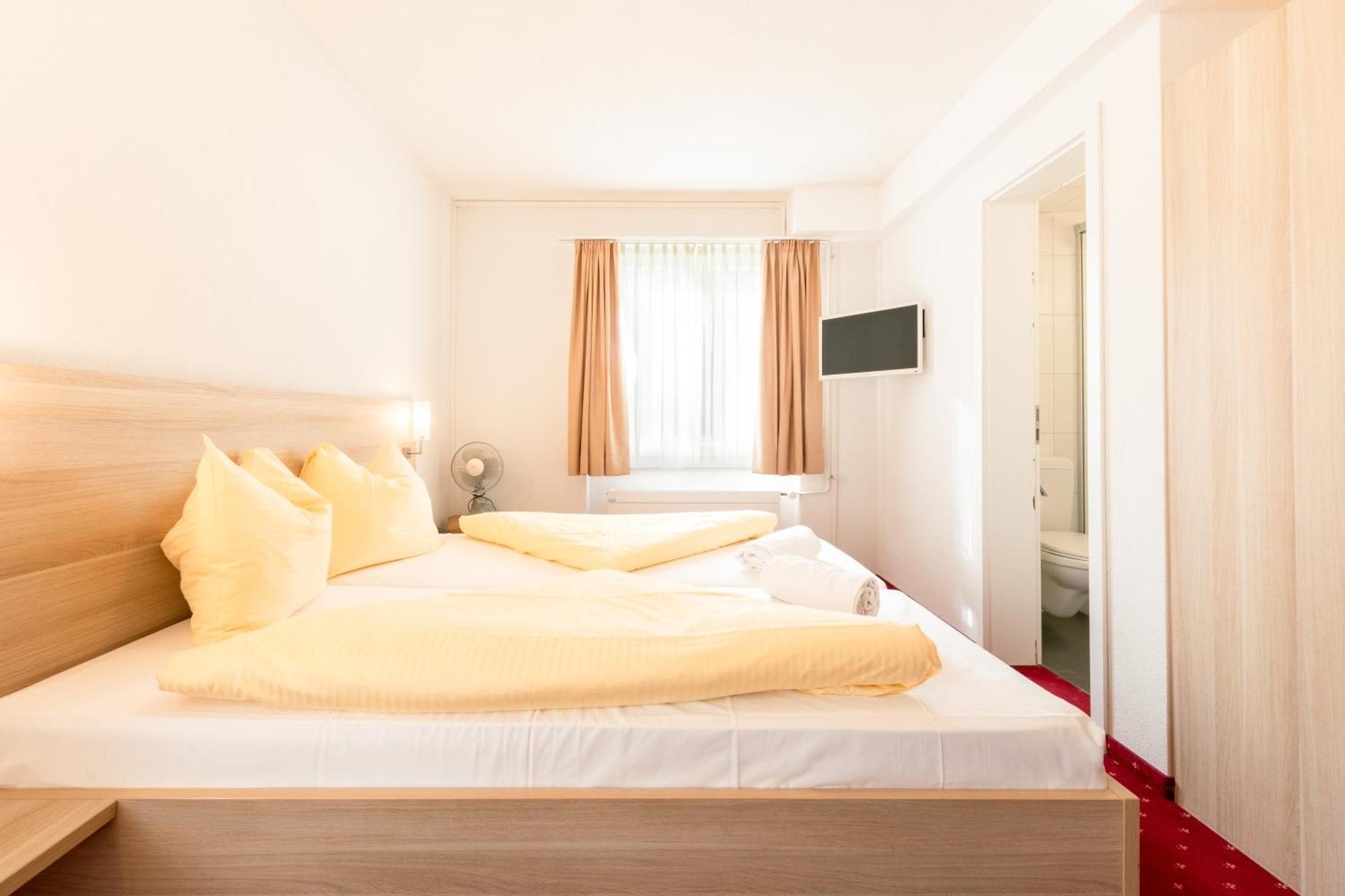 Hotel Kreuz Leissigen Ngoại thất bức ảnh