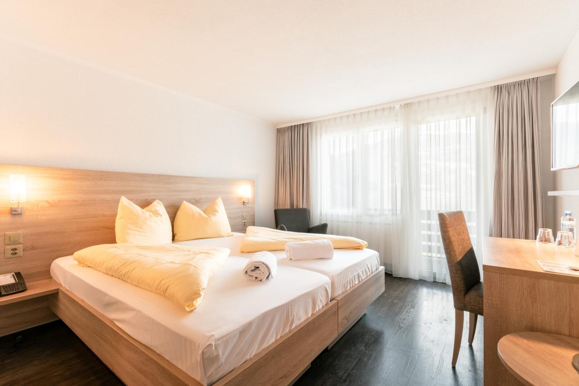Hotel Kreuz Leissigen Ngoại thất bức ảnh